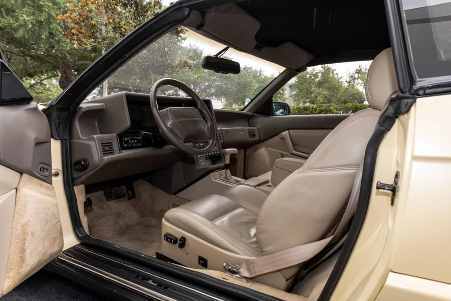 1993 Cadillac Allante - Image 27 of 31