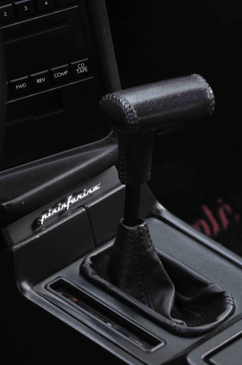 1993 Cadillac Allante - Image 11 of 12