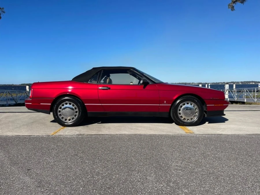 1993 Cadillac Allante - Image 2 of 31