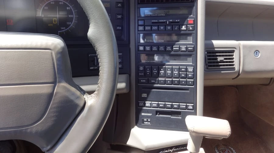 1993 Cadillac Allante - Image 8 of 12
