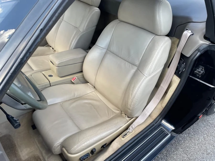 1993 Cadillac Allante - Image 10 of 21