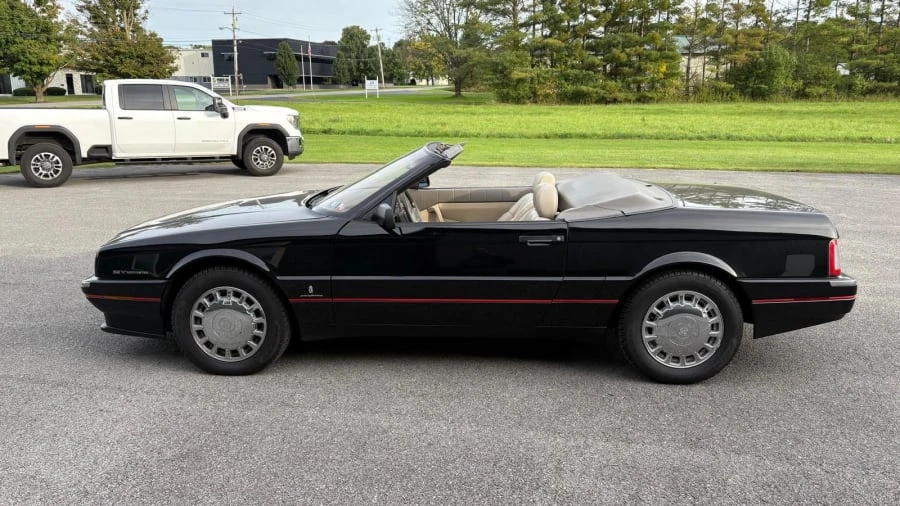 1993 Cadillac Allante - Image 2 of 21