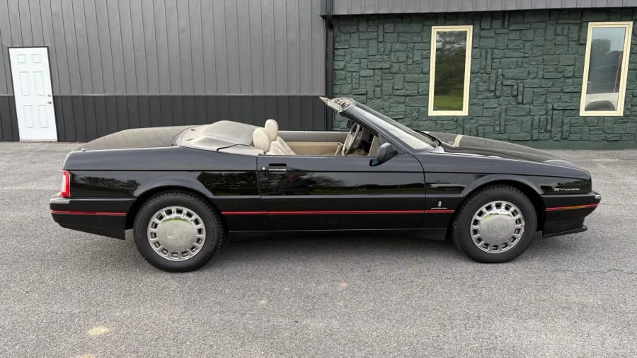 1993 Cadillac Allante - Image 3 of 15
