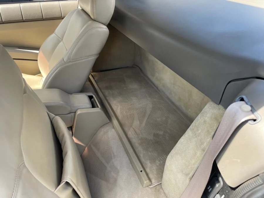 1993 Cadillac Allante - Image 11 of 15