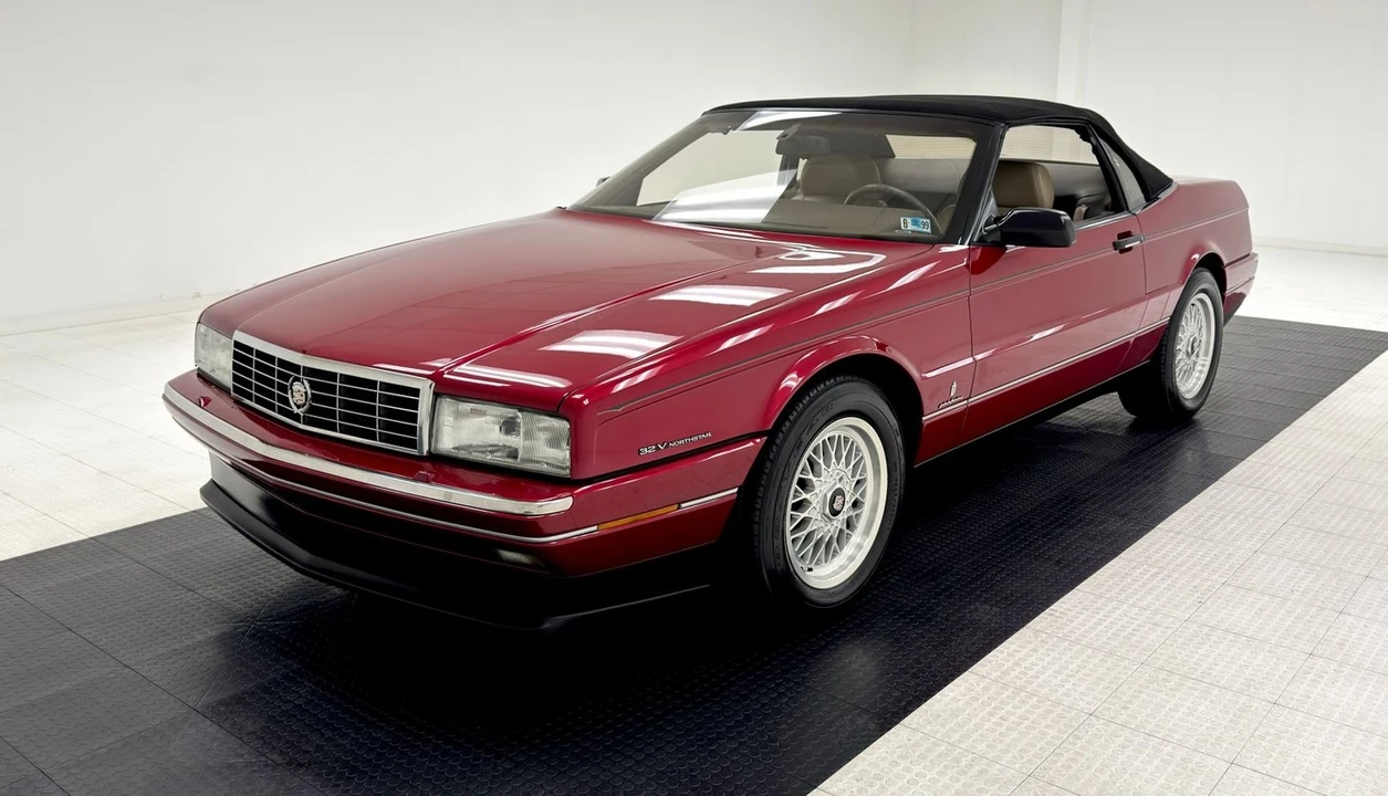 1993 Cadillac Allante - Image 2 of 12