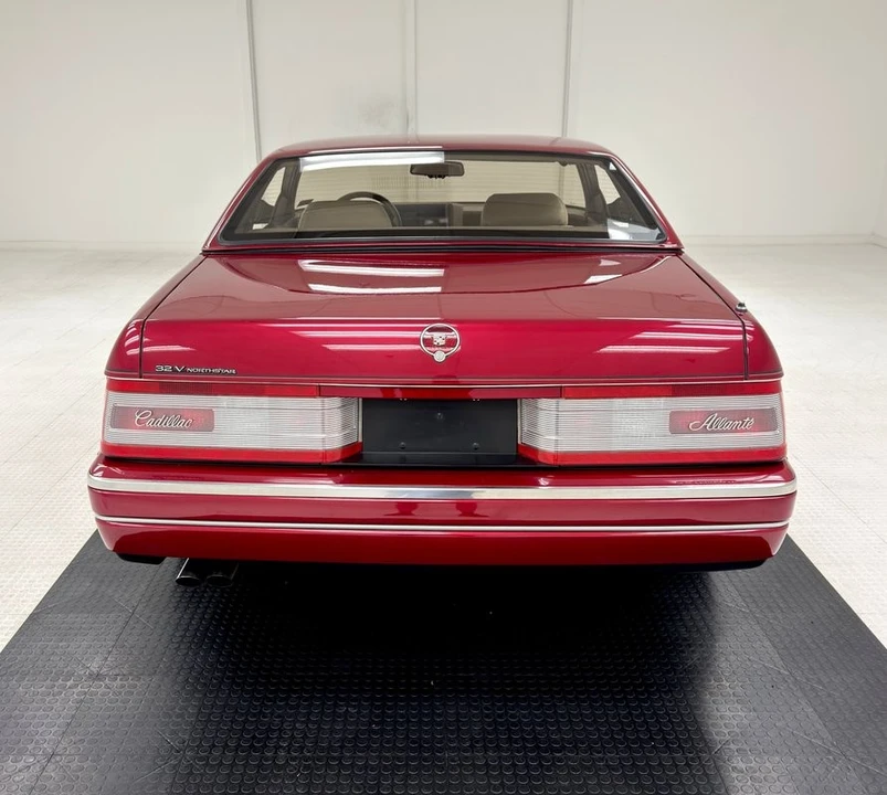 1993 Cadillac Allante - Image 10 of 12