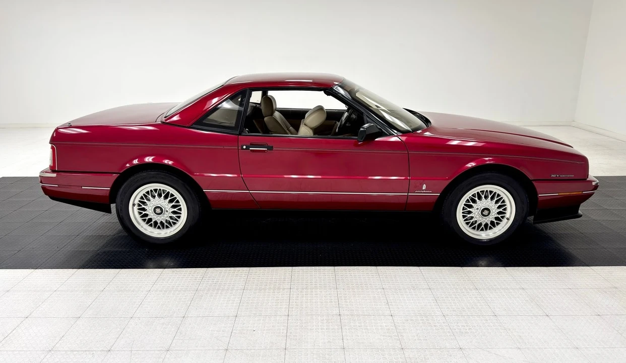 1993 Cadillac Allante - Image 12 of 12