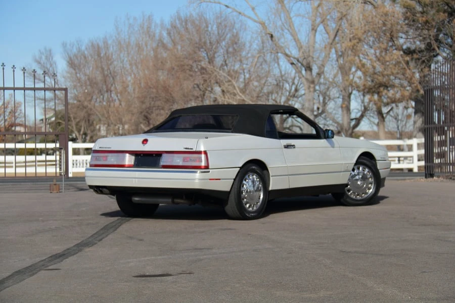 1993 Cadillac Allante - Image 3 of 29
