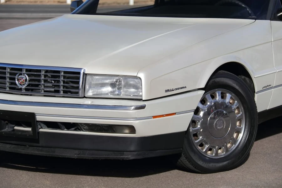 1993 Cadillac Allante - Image 10 of 29