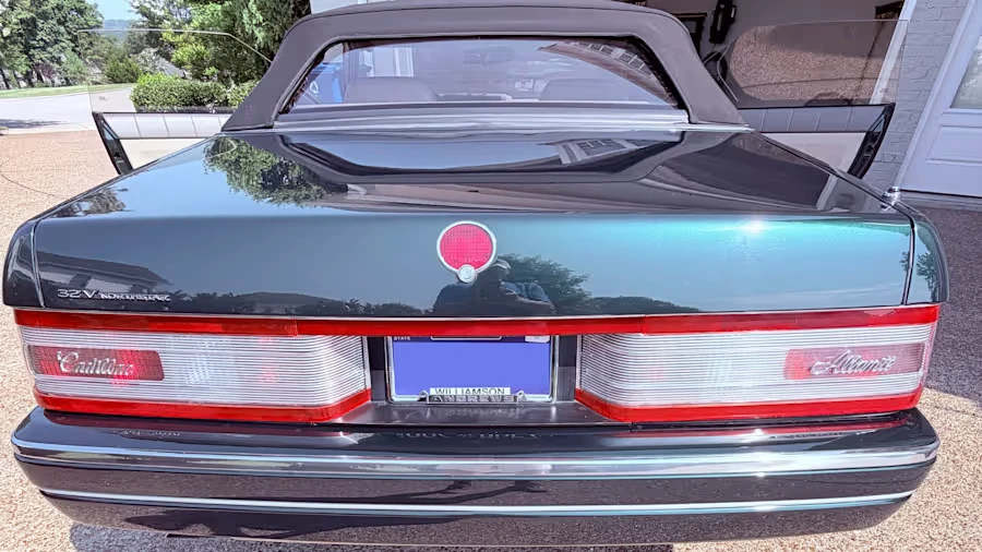 1993 Cadillac Allante - Image 2 of 9
