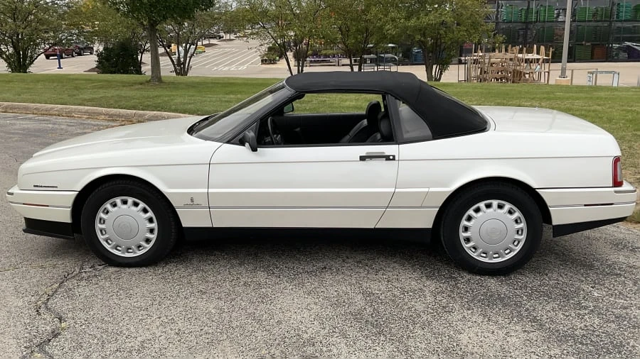 1993 Cadillac Allante - Image 2 of 11