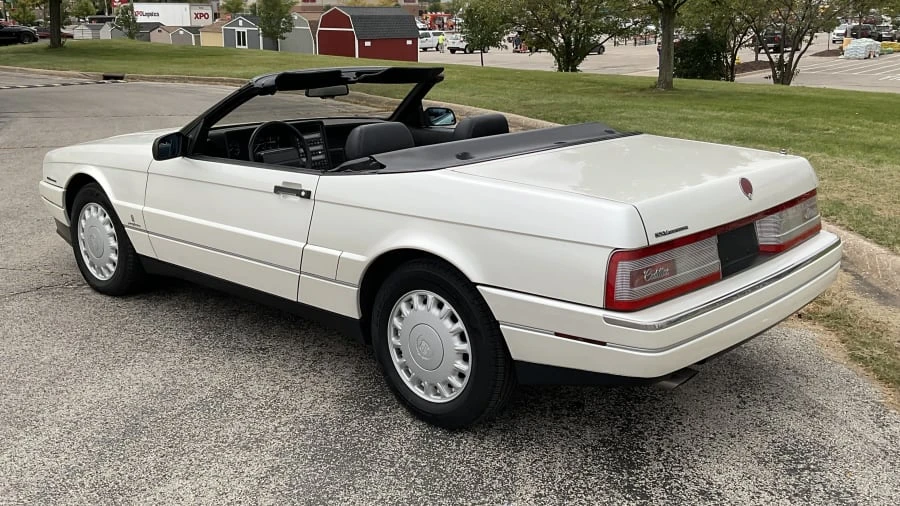 1993 Cadillac Allante - Image 9 of 11