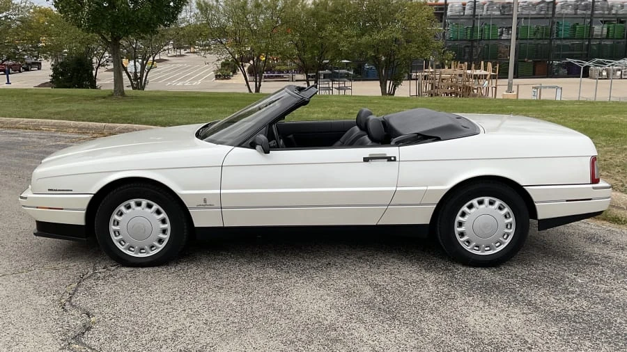 1993 Cadillac Allante - Image 10 of 11
