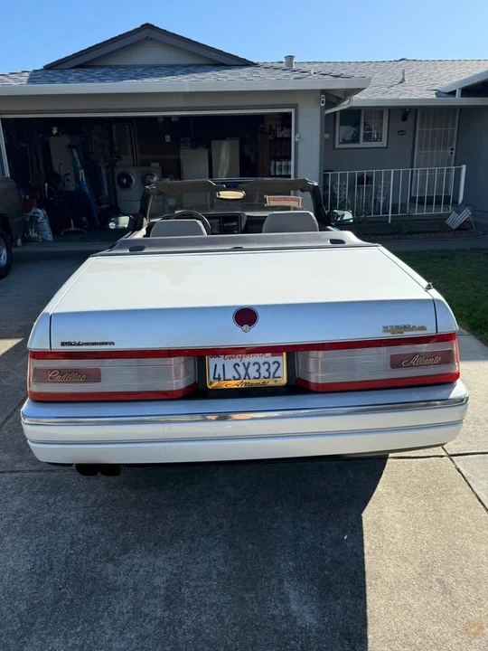 1993 Cadillac Allante - Image 8 of 18