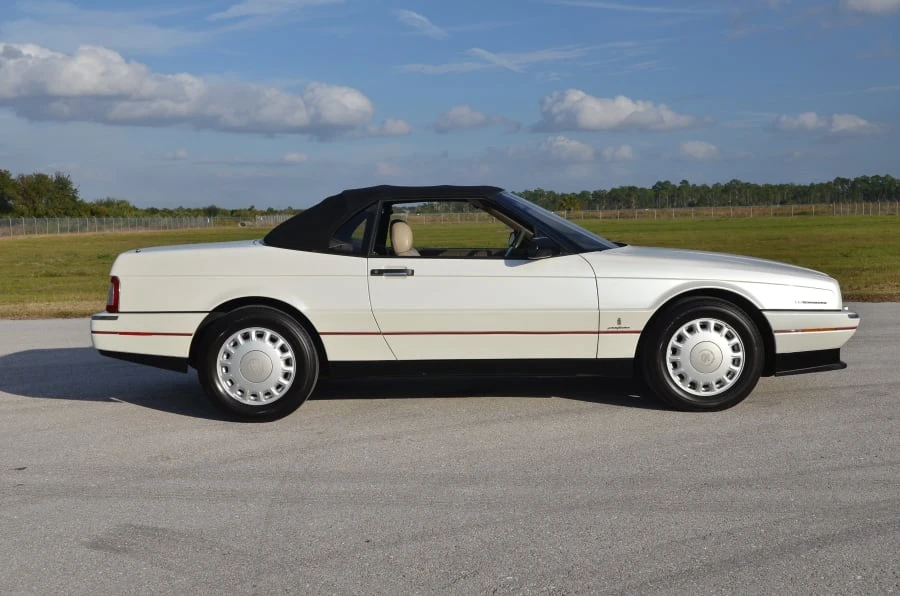 1993 Cadillac Allante - Image 2 of 8