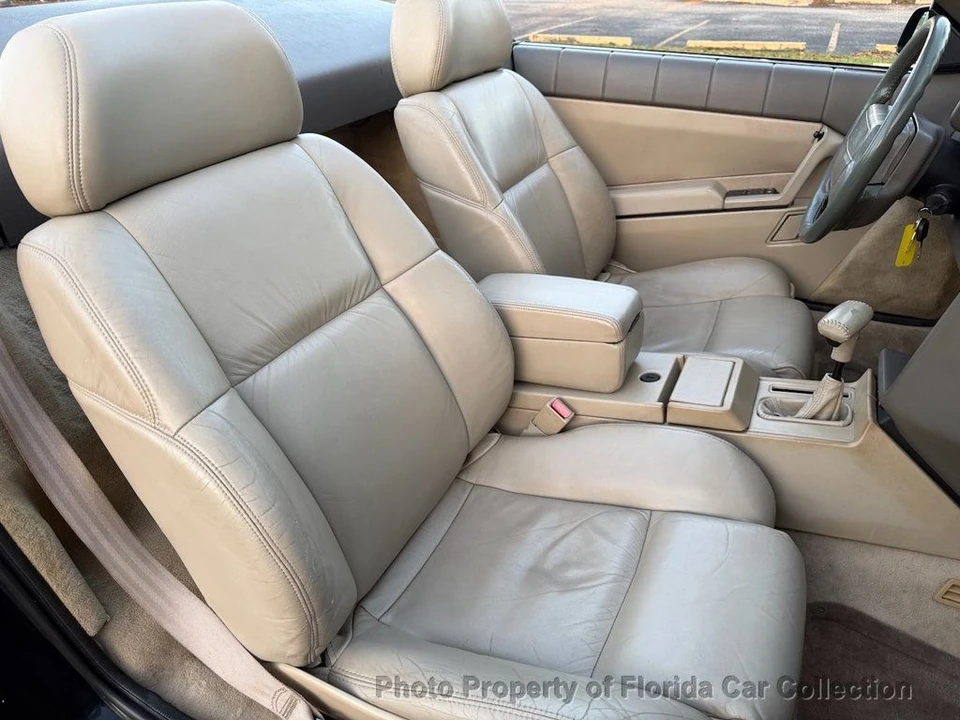 1993 Cadillac Allante - Image 10 of 12