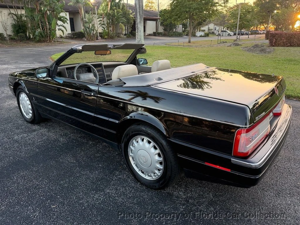 1993 Cadillac Allante - Image 3 of 12