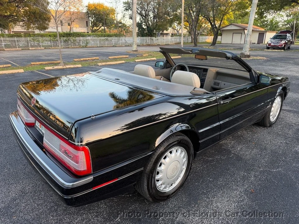 1993 Cadillac Allante - Image 4 of 12