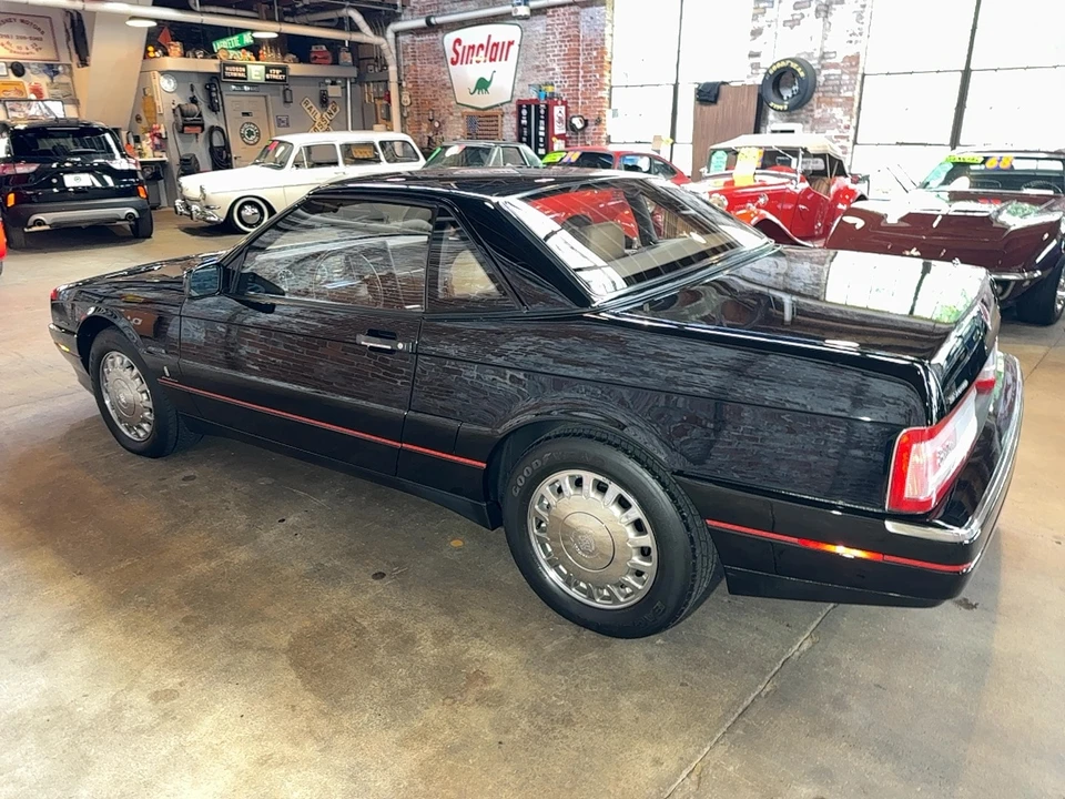 1993 Cadillac Allante - Image 4 of 18