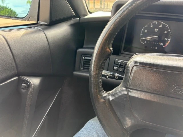 1993 Cadillac Allante - Image 15 of 21