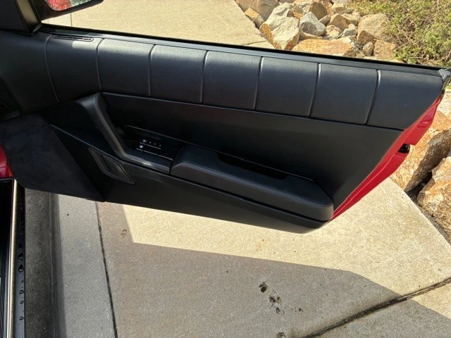 1993 Cadillac Allante - Image 19 of 21
