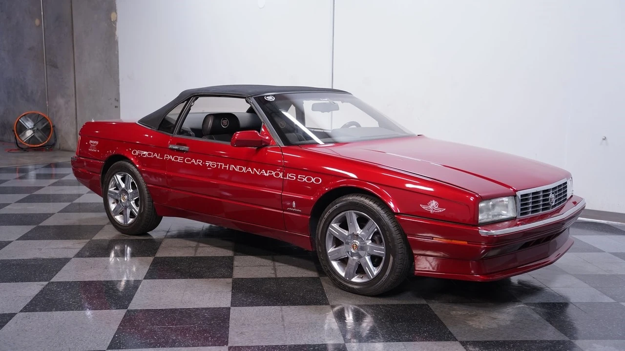 1993 Cadillac Allante - Image 15 of 21