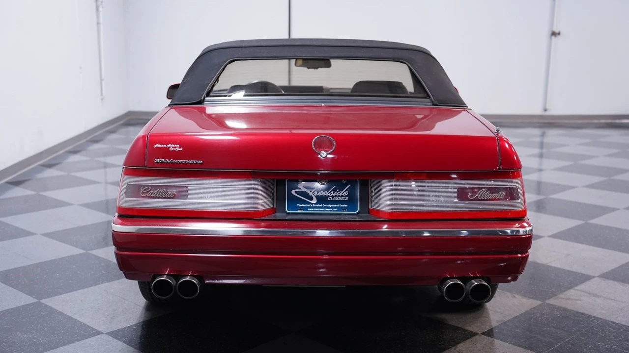1993 Cadillac Allante - Image 10 of 21