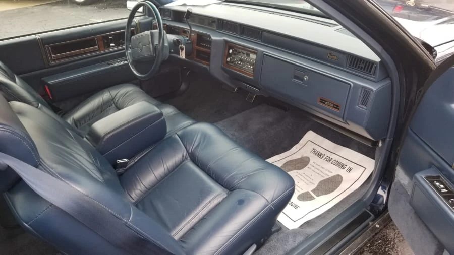1993 Cadillac DeVille 6th Gen - Image 5 of 12