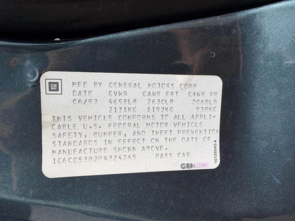 1993 Cadillac DeVille 6th Gen - Image 28 of 31