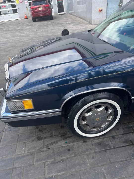 1993 Cadillac DeVille 6th Gen - Image 3 of 12