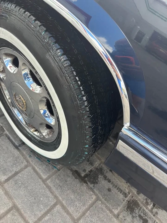 1993 Cadillac DeVille 6th Gen - Image 6 of 12
