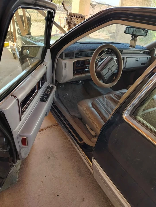 1993 Cadillac DeVille 6th Gen - Image 4 of 7