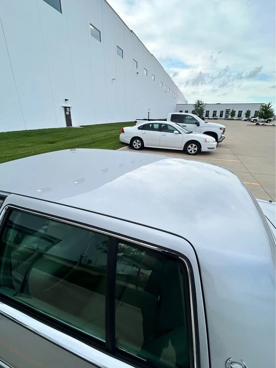 1993 Cadillac DeVille 6th Gen - Image 11 of 16