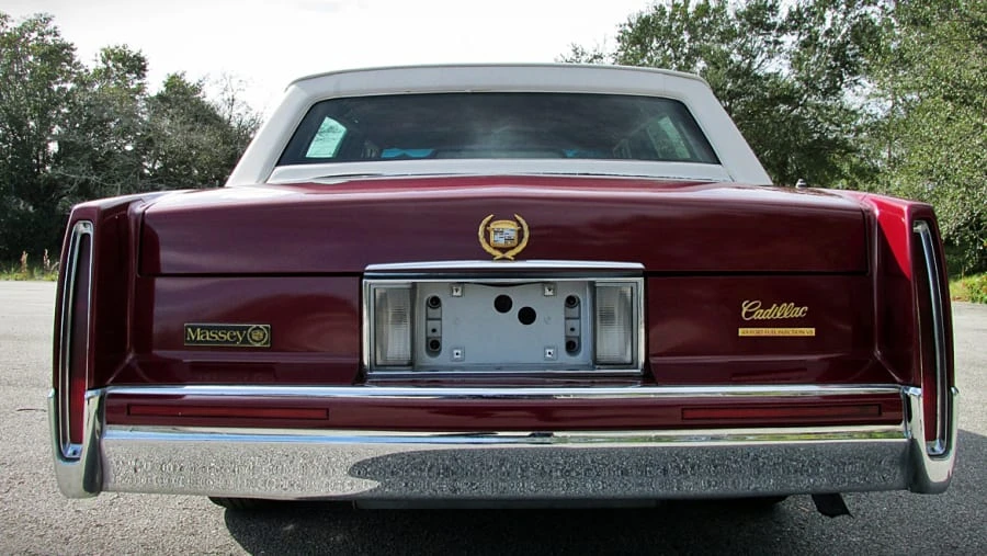 1993 Cadillac DeVille 6th Gen - Image 3 of 12