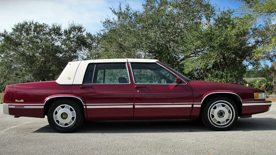 1993 Cadillac DeVille 6th Gen - Image 4 of 12