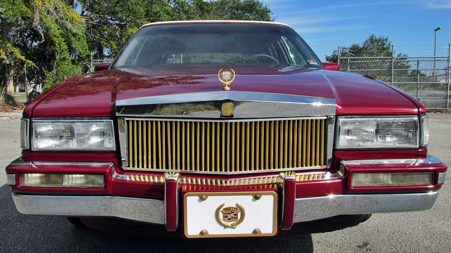1993 Cadillac DeVille 6th Gen - Image 11 of 12