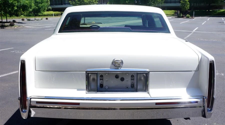1993 Cadillac DeVille 6th Gen - Image 8 of 9