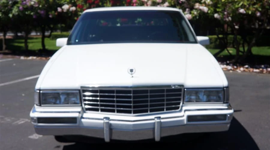 1993 Cadillac DeVille 6th Gen - Image 9 of 9