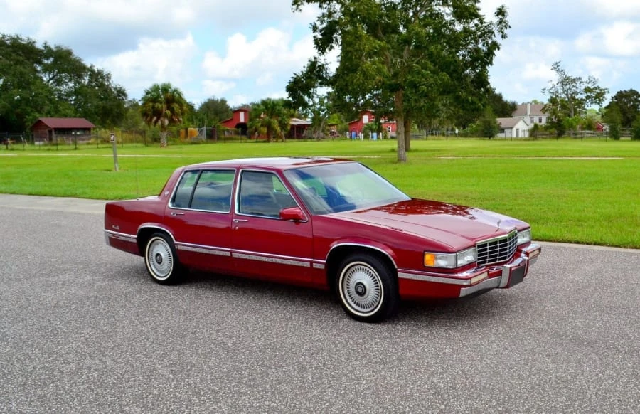 1993 Cadillac DeVille 6th Gen - Image 6 of 15