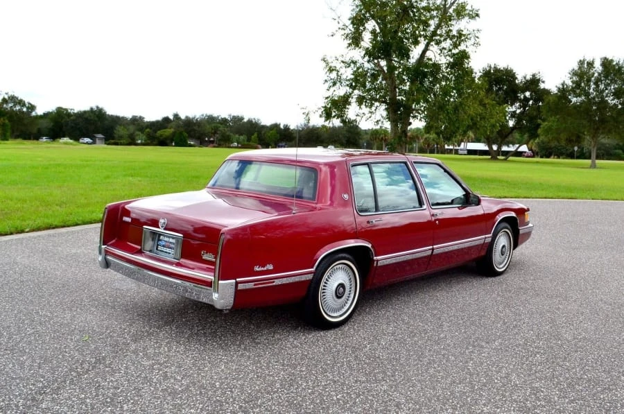 1993 Cadillac DeVille 6th Gen - Image 7 of 15