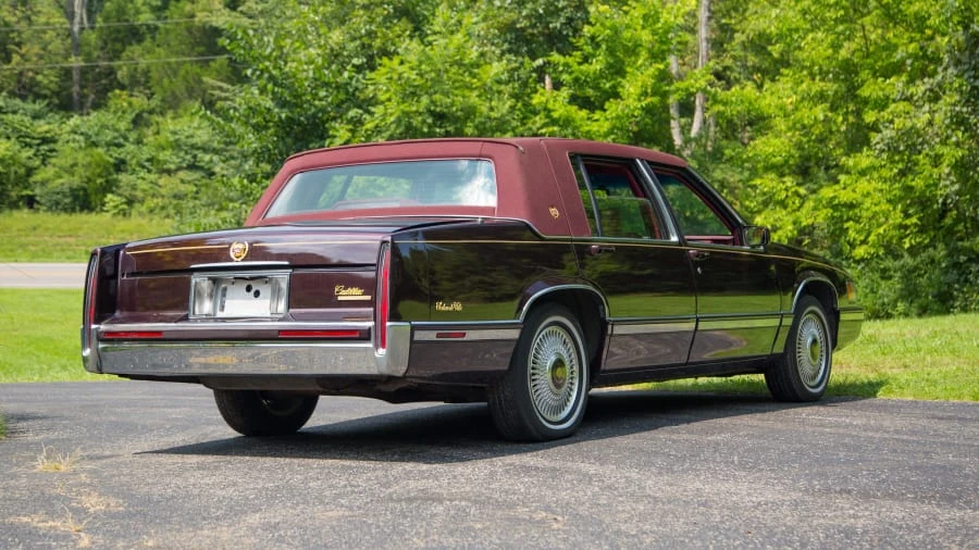 1993 Cadillac DeVille 6th Gen - Image 3 of 12