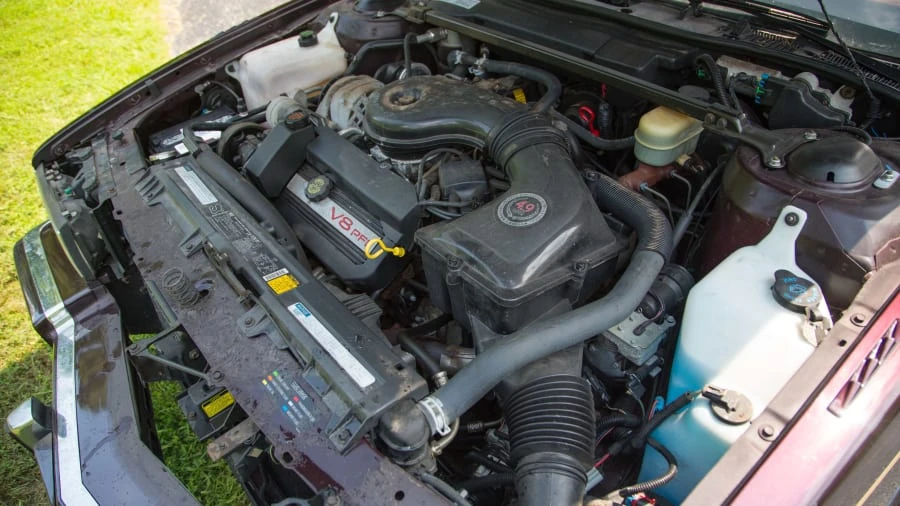 1993 Cadillac DeVille 6th Gen - Image 6 of 12