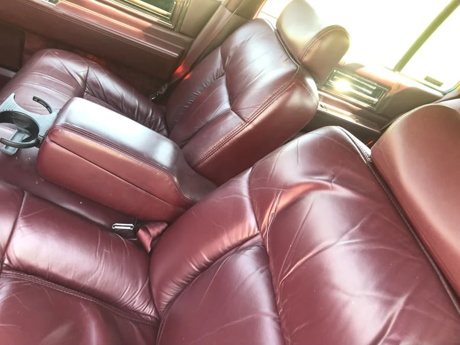 1993 Cadillac DeVille 6th Gen - Image 5 of 12