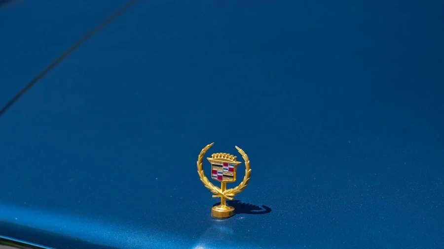 1993 Cadillac DeVille 6th Gen - Image 9 of 28