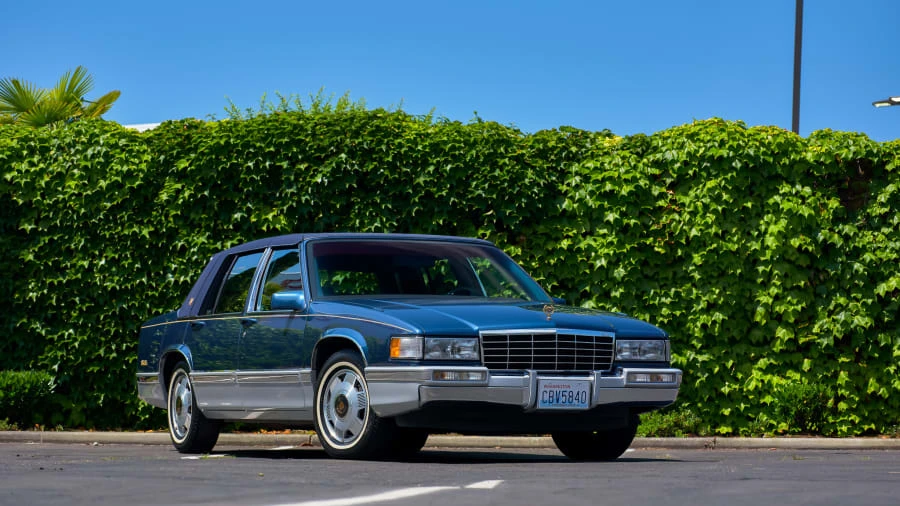 1993 Cadillac DeVille 6th Gen - Image 12 of 28