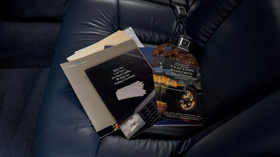 1993 Cadillac DeVille 6th Gen - Image 15 of 28