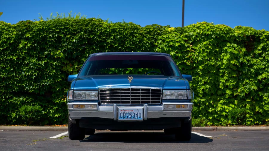 1993 Cadillac DeVille 6th Gen - Image 19 of 28