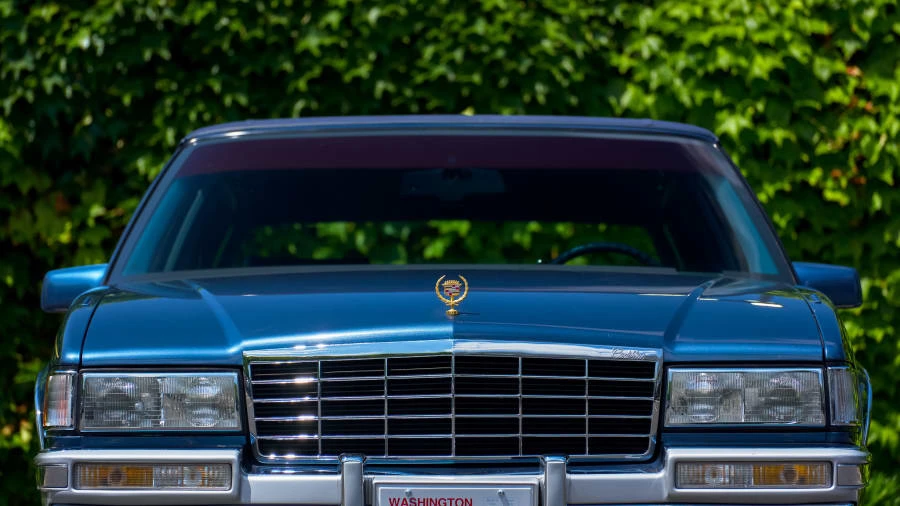 1993 Cadillac DeVille 6th Gen - Image 23 of 28