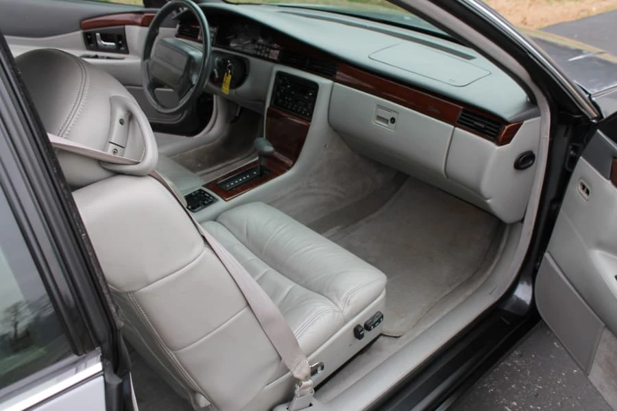 1993 Cadillac Eldorado 12th Gen - Image 4 of 13