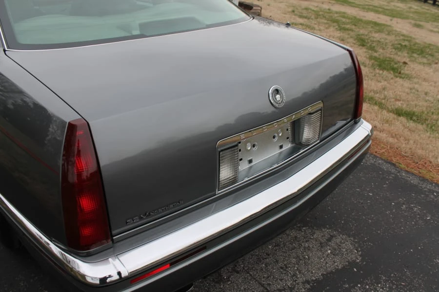 1993 Cadillac Eldorado 12th Gen - Image 10 of 13